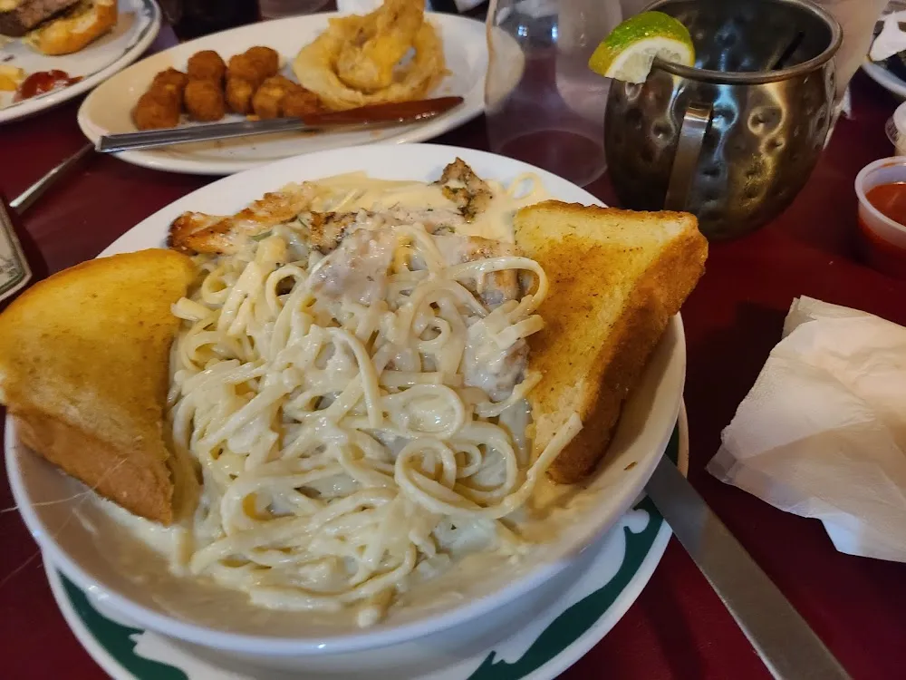 Fettuccine Alfredo with Chicken